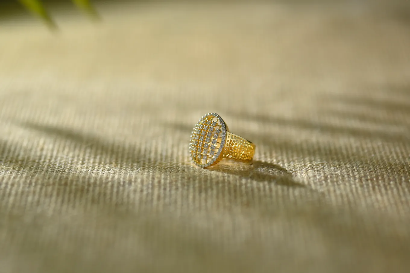 MAJESTIC DIAMOND NOSEPIN (14K WITH LAB GROWN DIAMONDS)