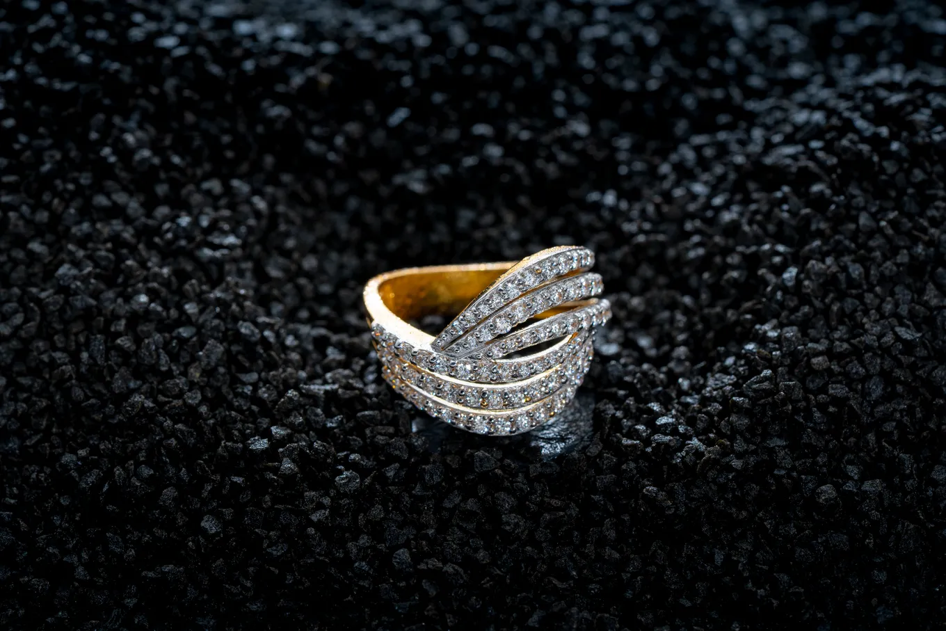 BEDAZZLED DIAMOND RING(14K WITH NATURAL DIAMONDS)