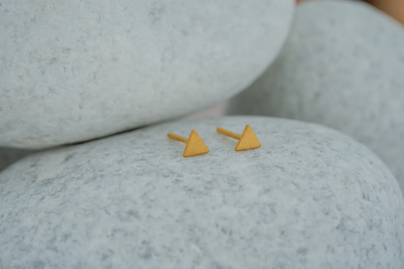 Golden triangles – handcrafted gold EARRINGS (alternate view)