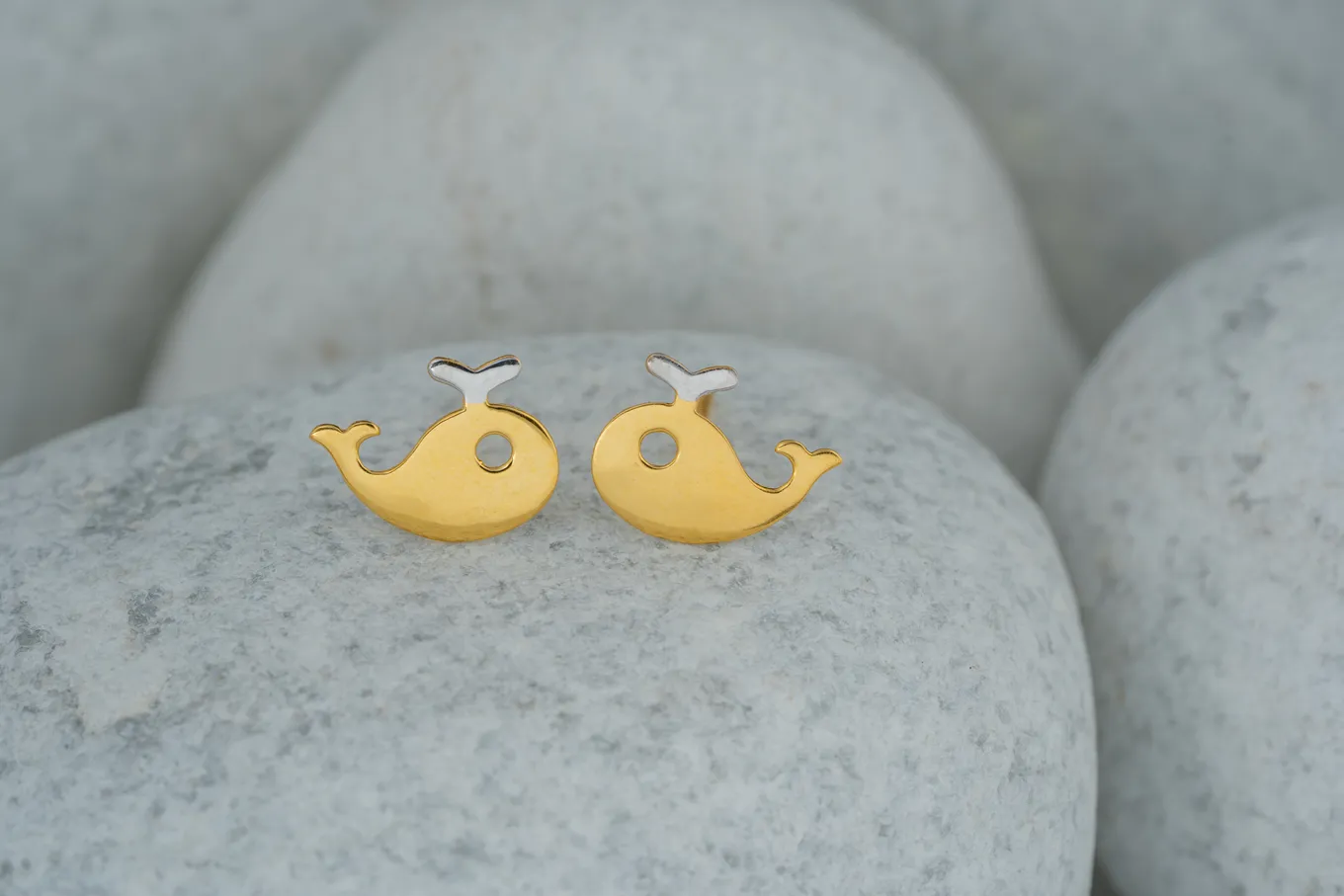 GOLDEN WHALE STUDS