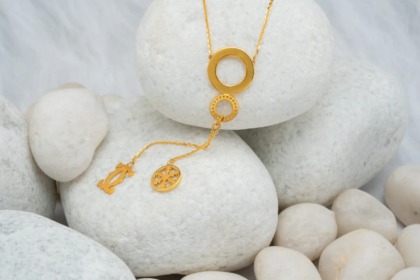 Charming Gold Neckpiece