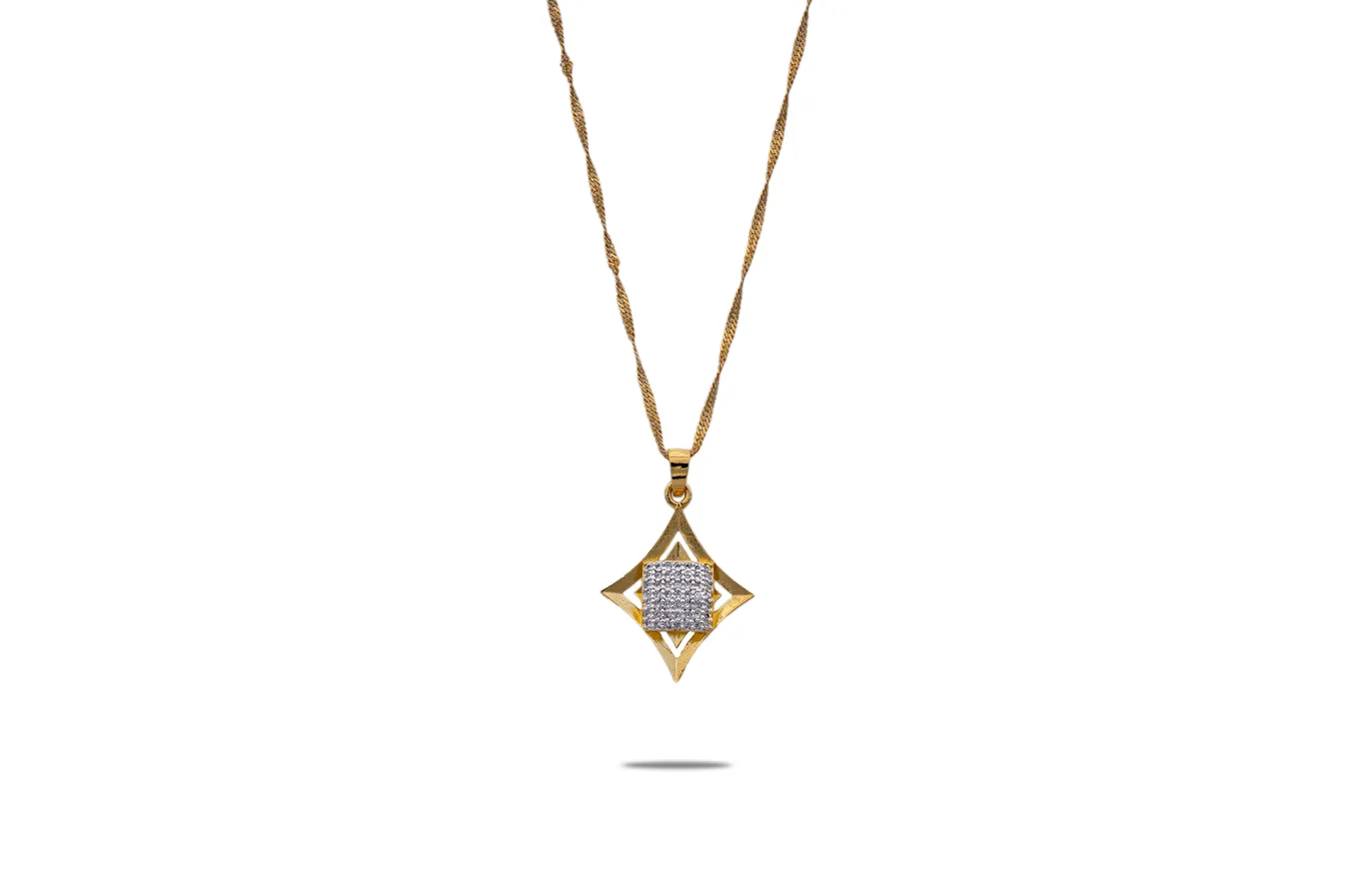 STUDDED RHOMBUS PENDANT SET