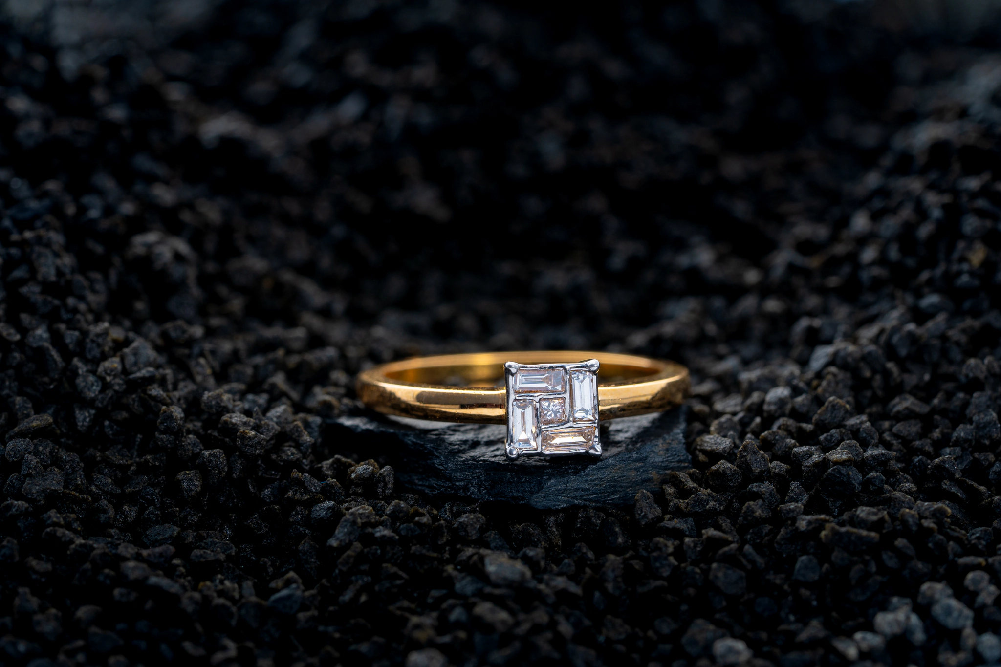 BAGUETTE BLISS DIAMOND RING(14K WITH LAB GROWN DIAMONDS)