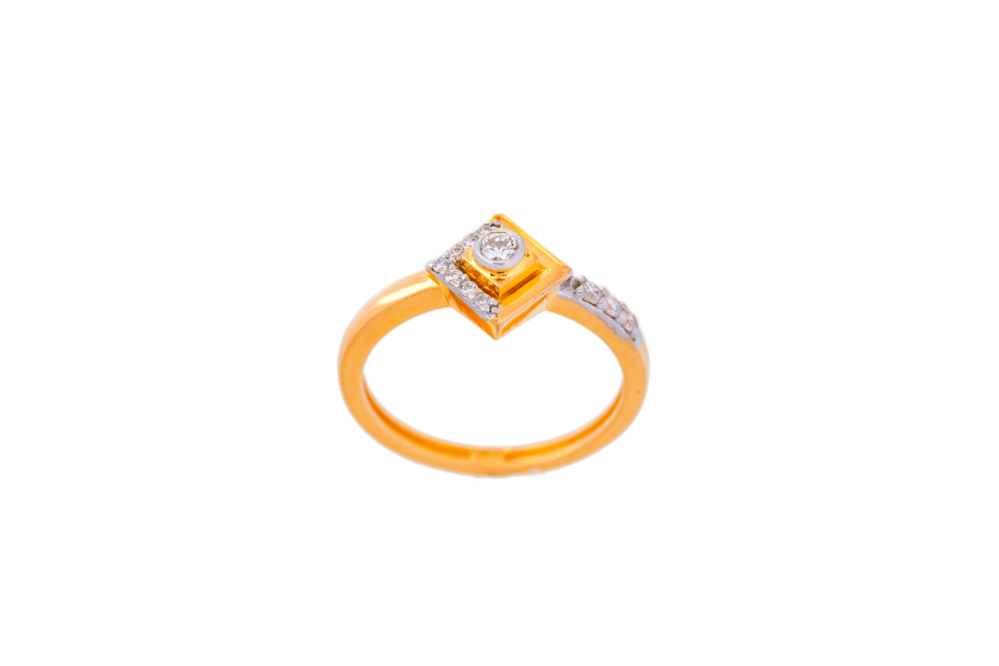 SUNLIT GRACE DIAMOND RING(18K WITH NATURAL DIAMONDS)