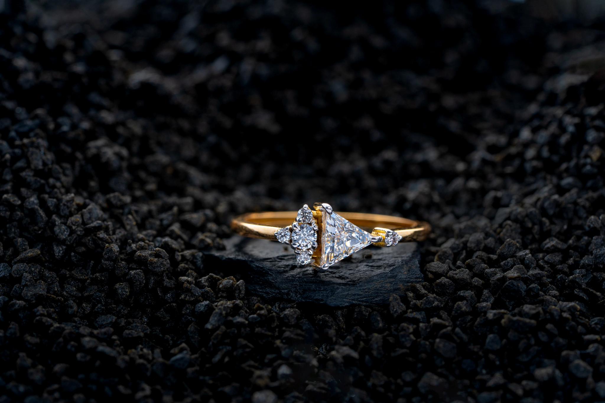 TIMELESS TRIANGLE DIAMOND RING (14K WITH NATURAL DIAMONDS)