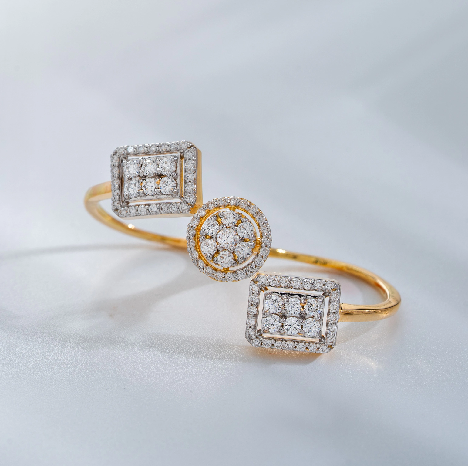 DUAL-FINGER DIAMOND RING (18K WITH  LAB GROWN DIAMONDS)