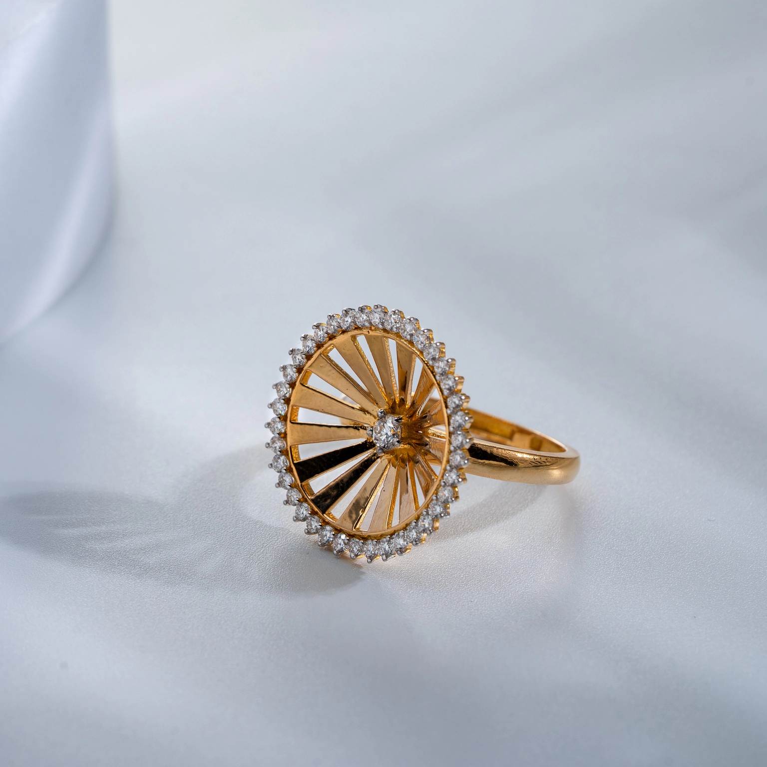 GOLDEN SUN DIAMOND RING (18K WITH LAB GROWN DIAMONDS)