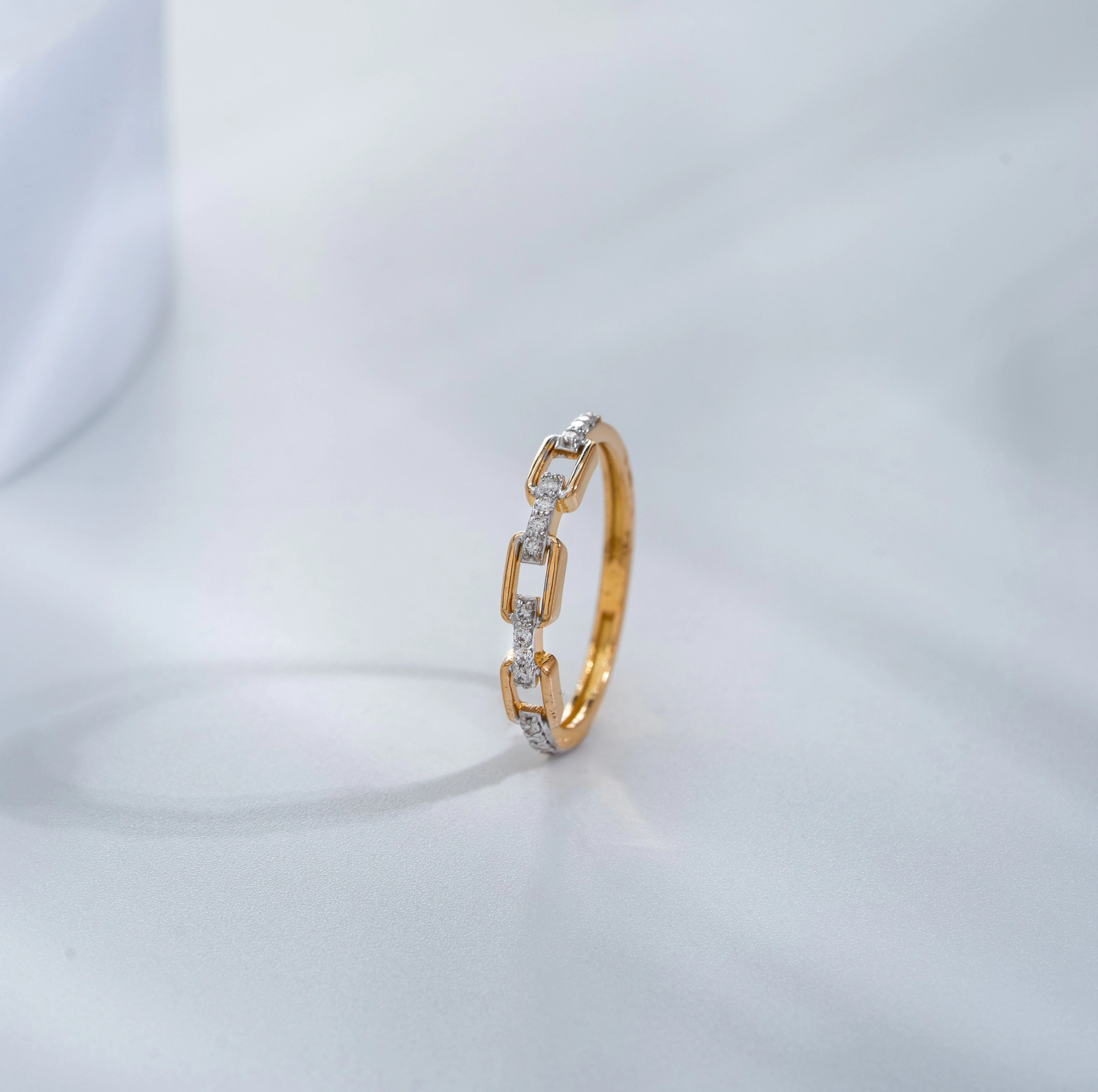 MINIMALIST DIAMOND RING(14K WITH NATURAL DIAMONDS)
