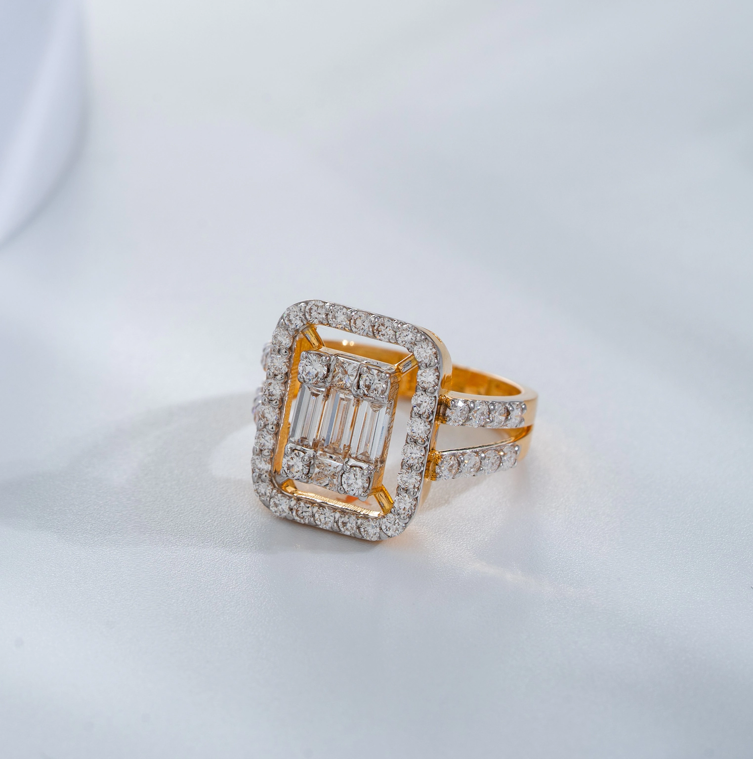 BAGUETTE BURST DIAMOND RING (14K WITH LAB GROWN DIAMONDS)