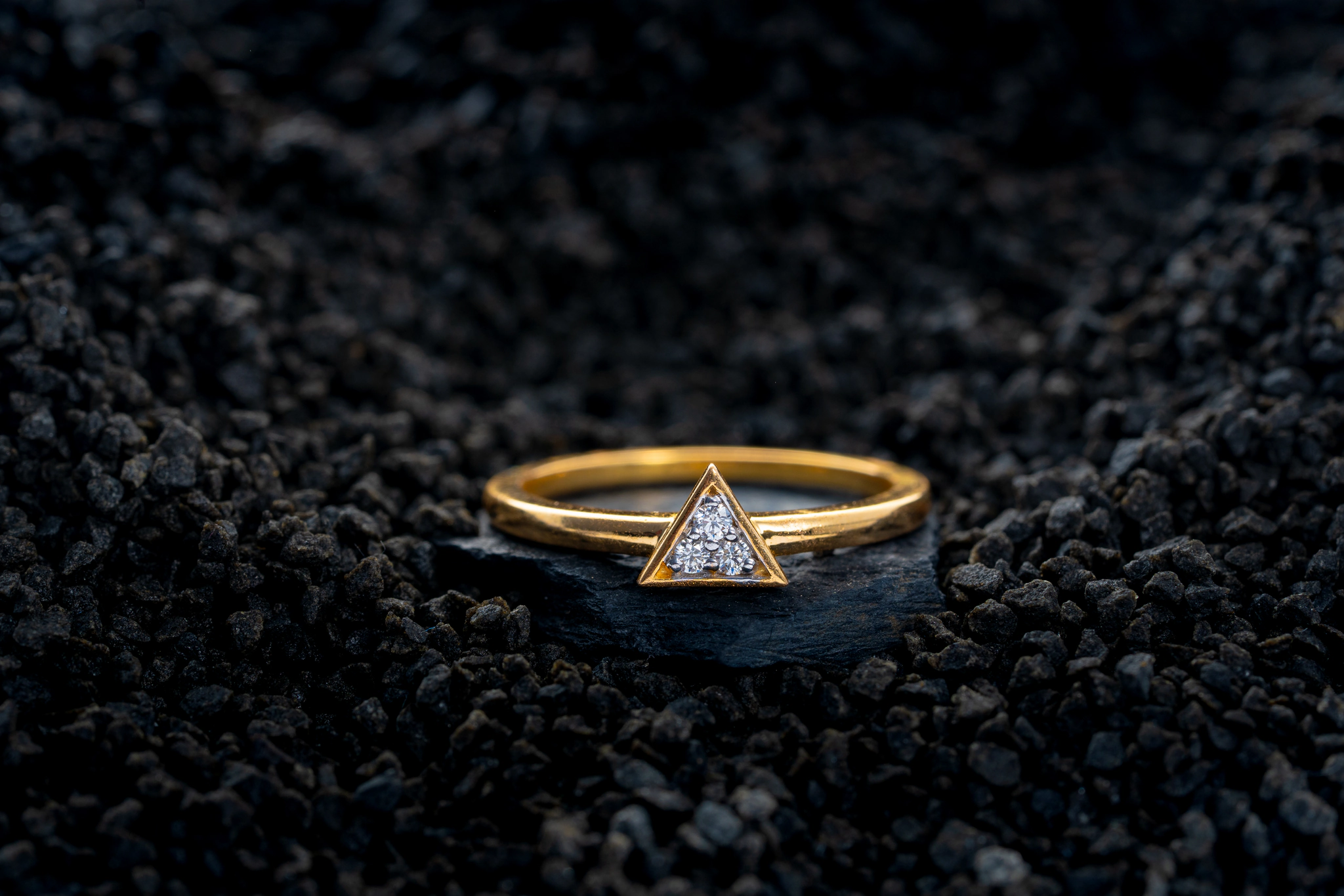 SIMPLE TERNARY (18K WITH LAB GROWN DIAMONDS)