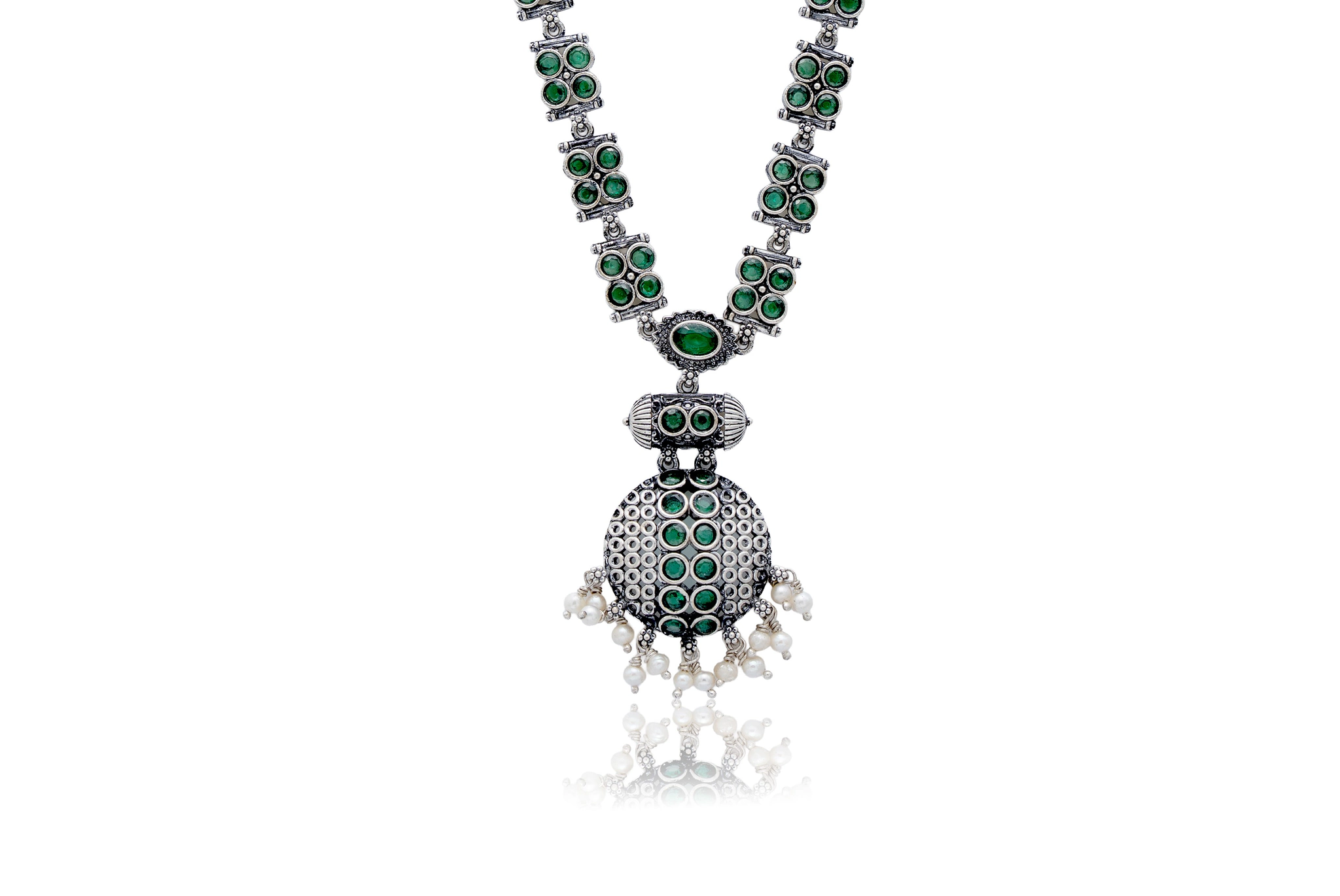 GREEN GARLAND SILVER NECKLACE