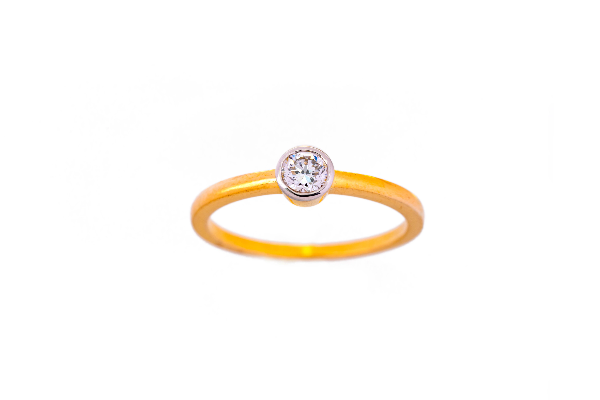 SIMPLE SOLITAIRE DIAMOND RING(14K WITH LAB GROWN DIAMONDS)