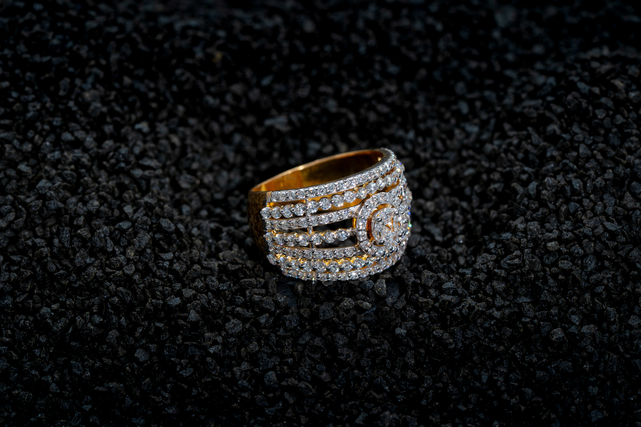 SPARKLING GRID DIAMOND RING (14K WITH NATURAL DIAMONDS)