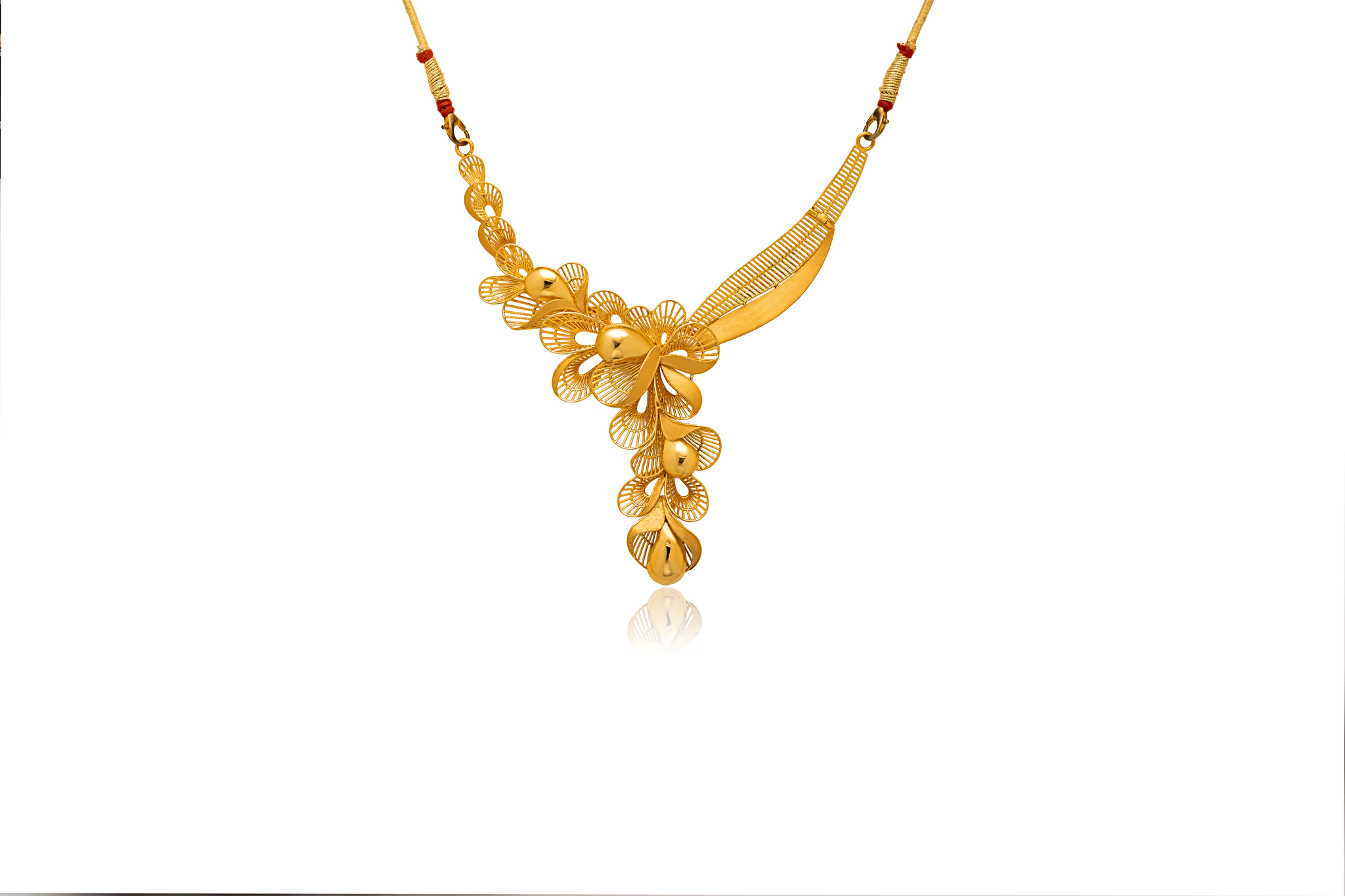 GOLD FLORAL CASCADE NECKLACE