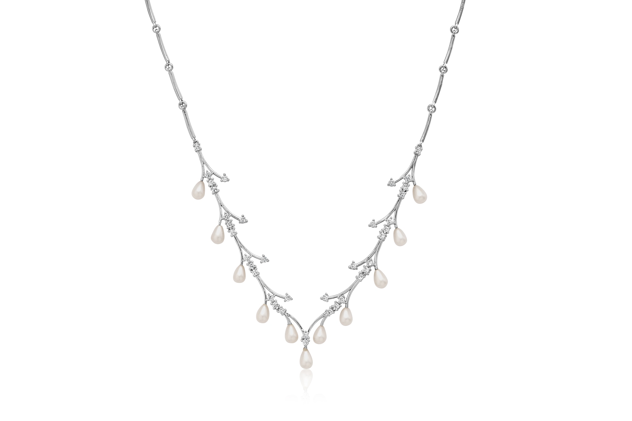 PEARL VINE SILVER NECKLACE