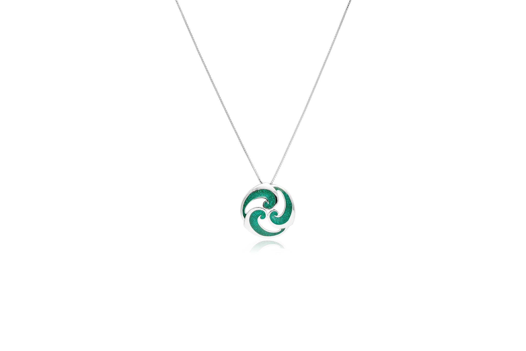 SILVER TRISKELION PENDANT SET