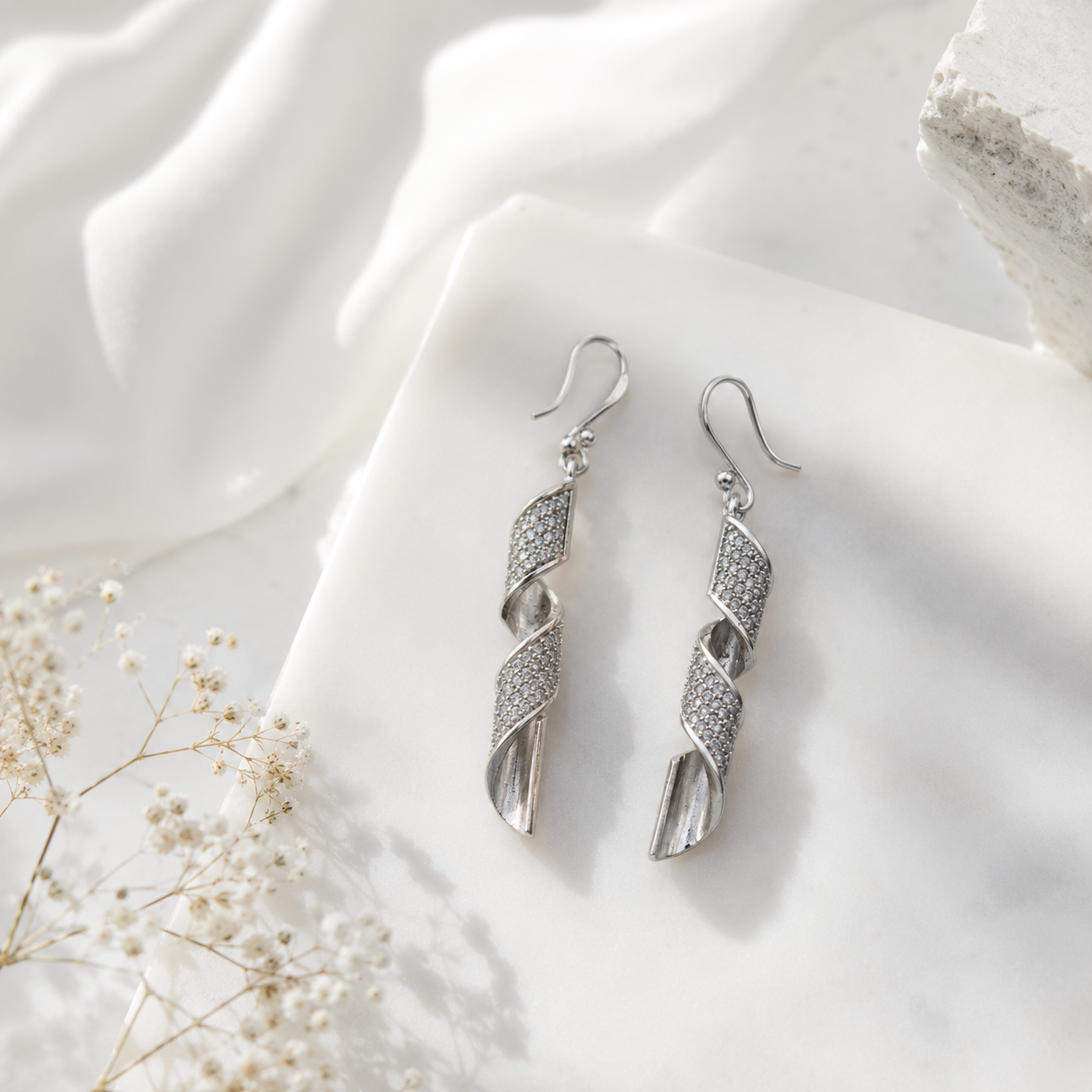 92.5 STERLING SILVER TWIST GLITTER DROP EARRING