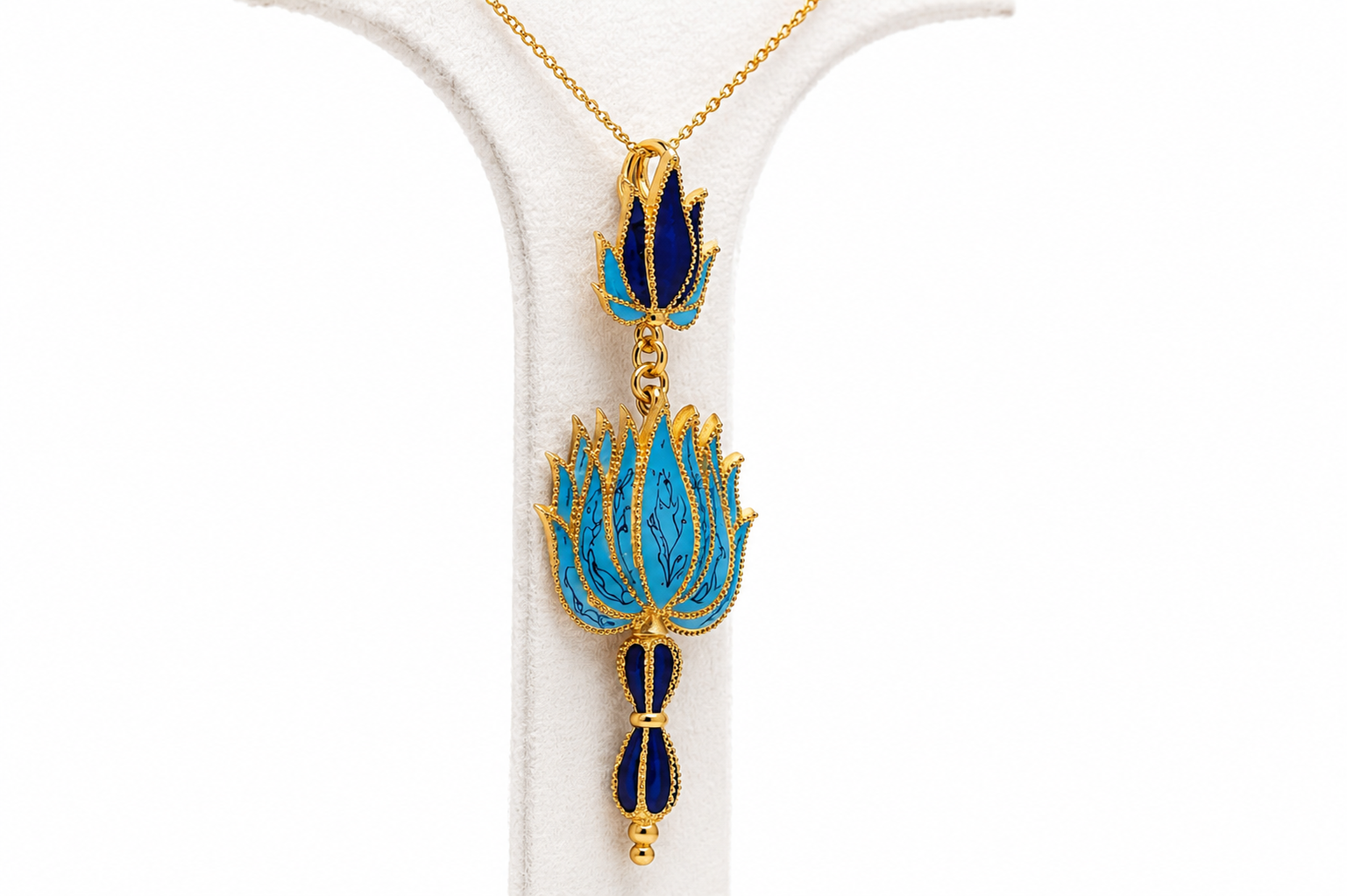 LOTUS HARMONY SILVER PENDANT
