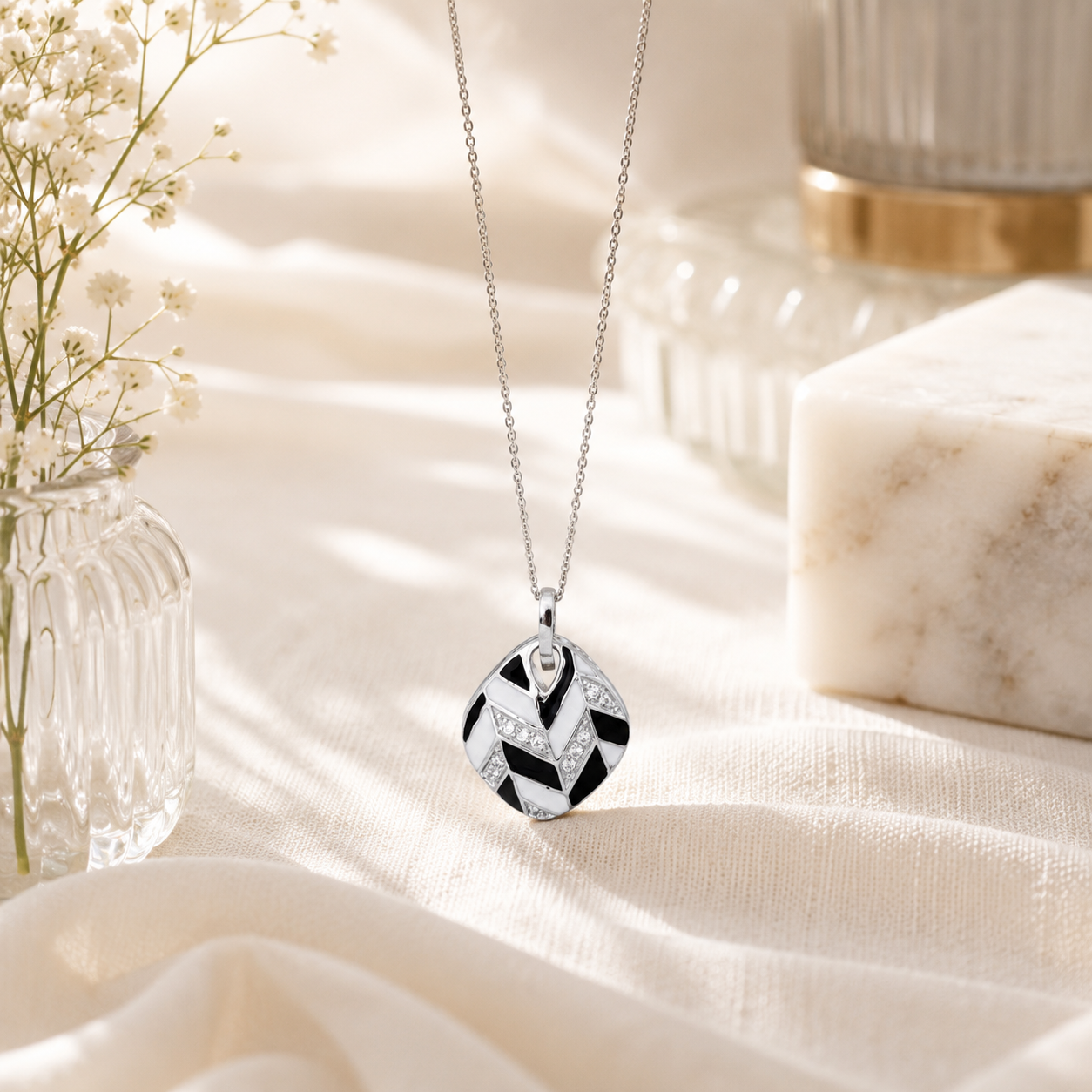MONOCHROME SILVER PENDANT