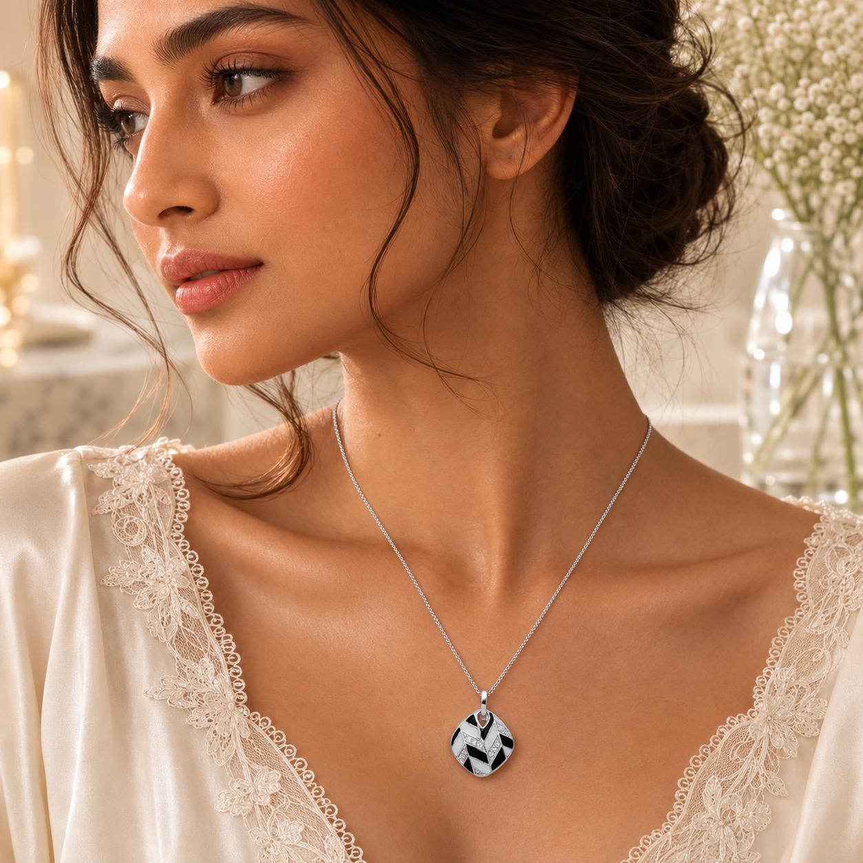 MONOCHROME SILVER PENDANT