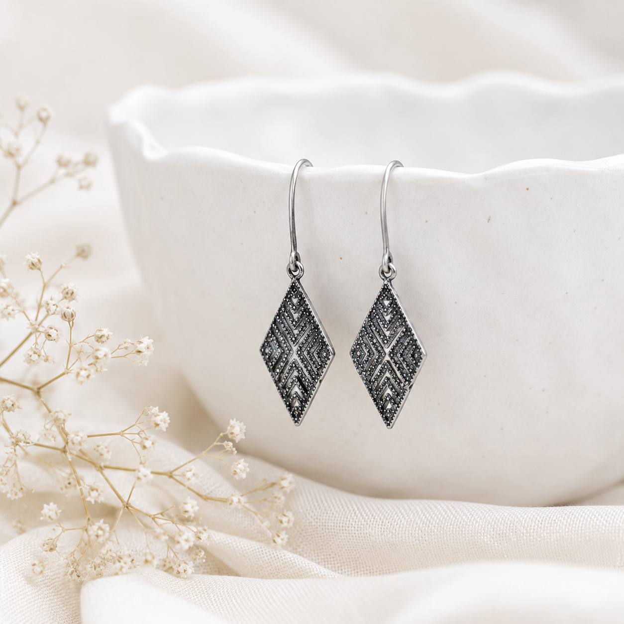 Rhombus silver drop earrings – handcrafted silver EARRINGS