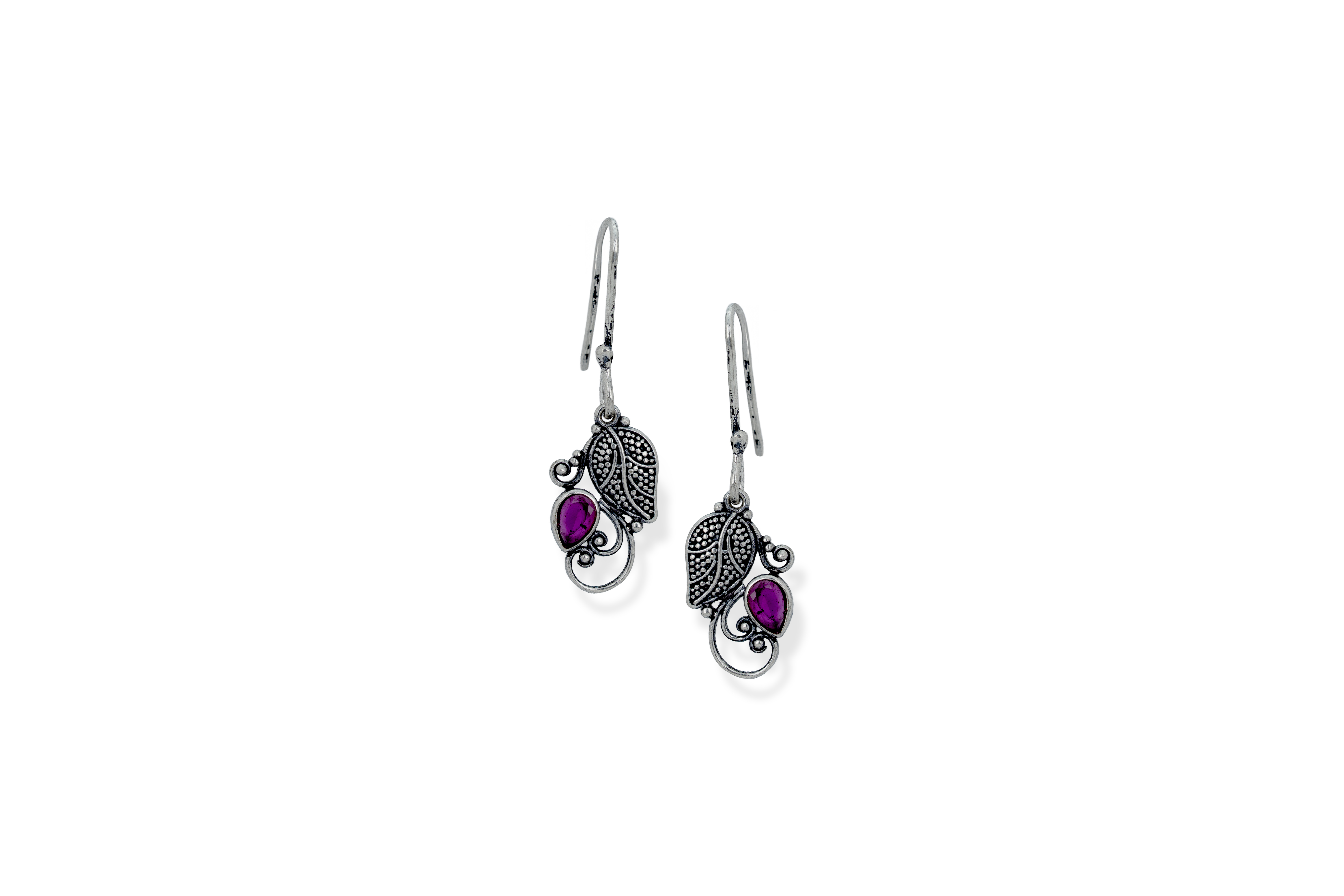 GORGEOUS SILVER DROP EARRING