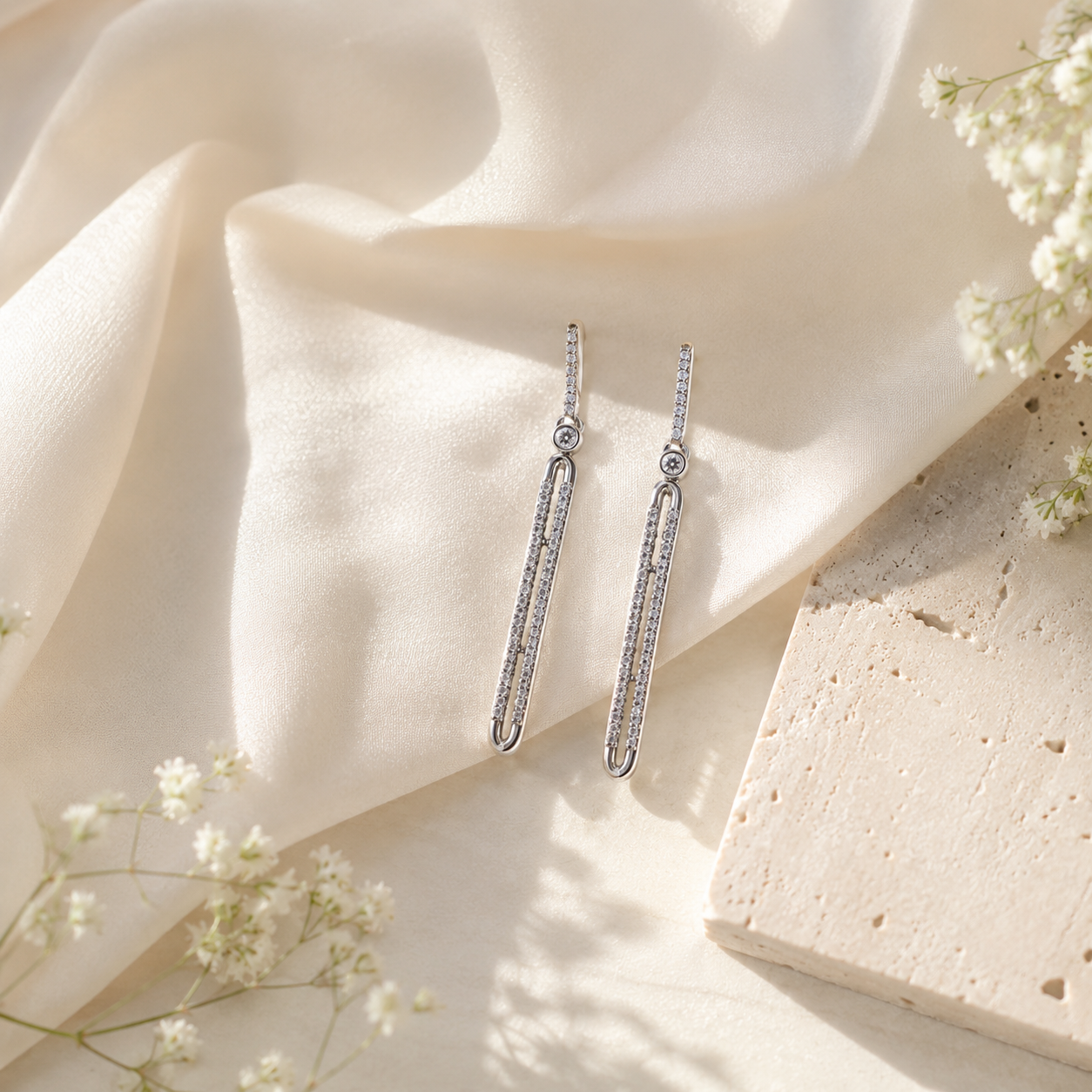 SPARKLING SLEEK SILVER EARRINGS