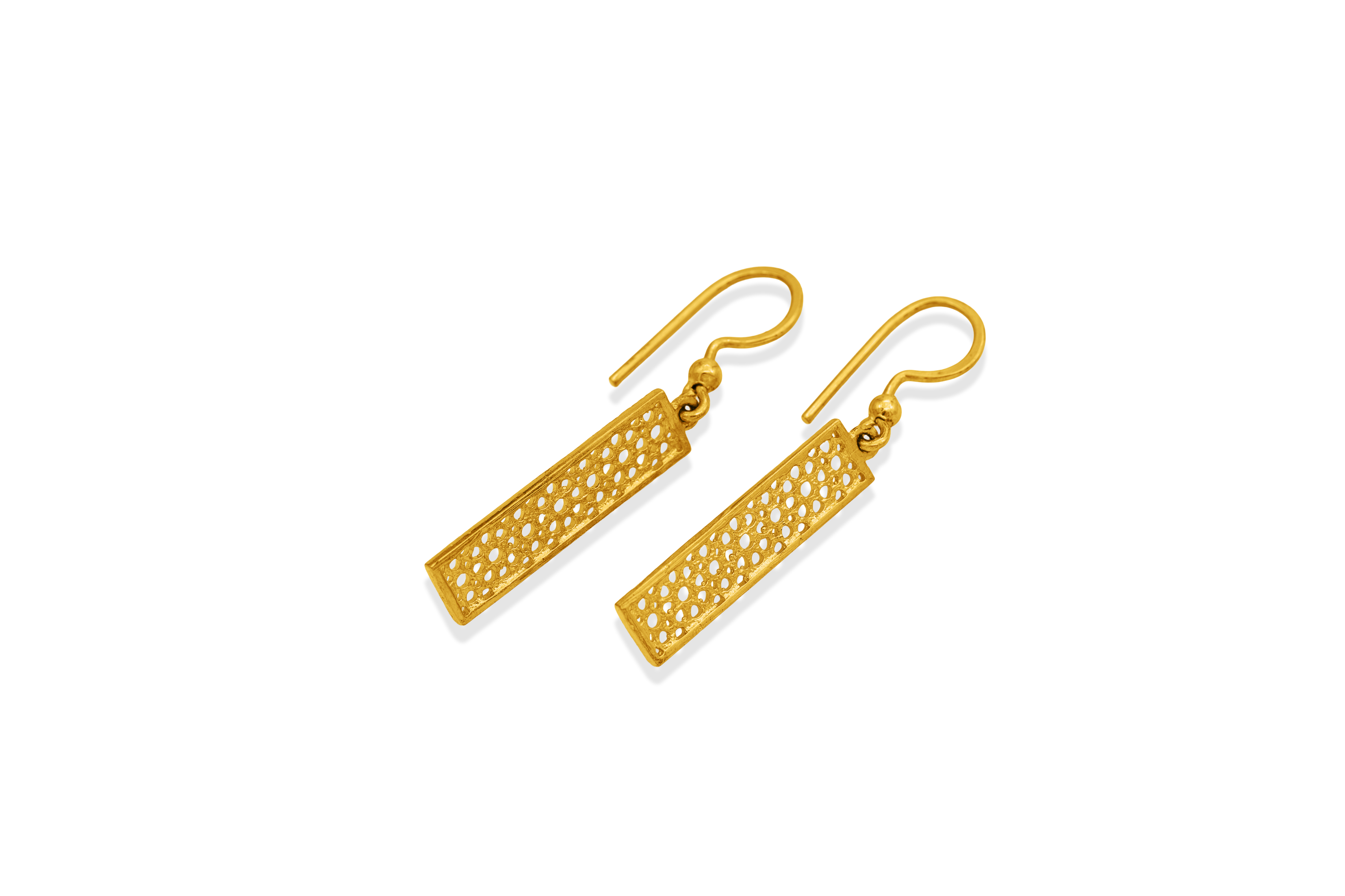 WONDROUS SILVER DROP EARRING