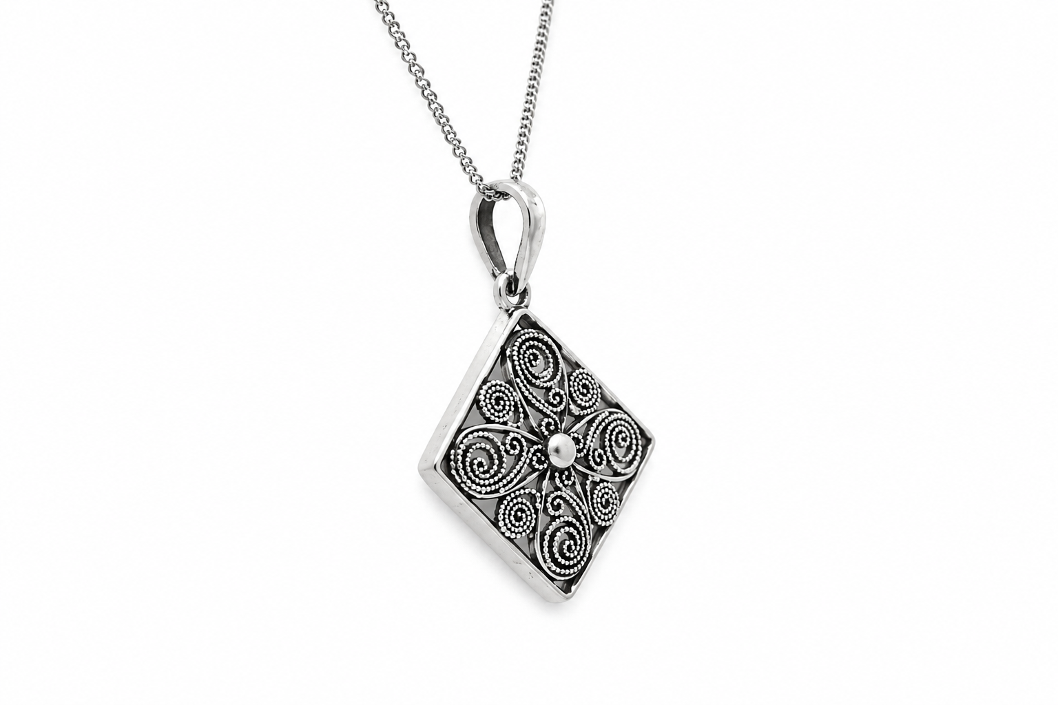 RHOMBUS SILVER PENDANT