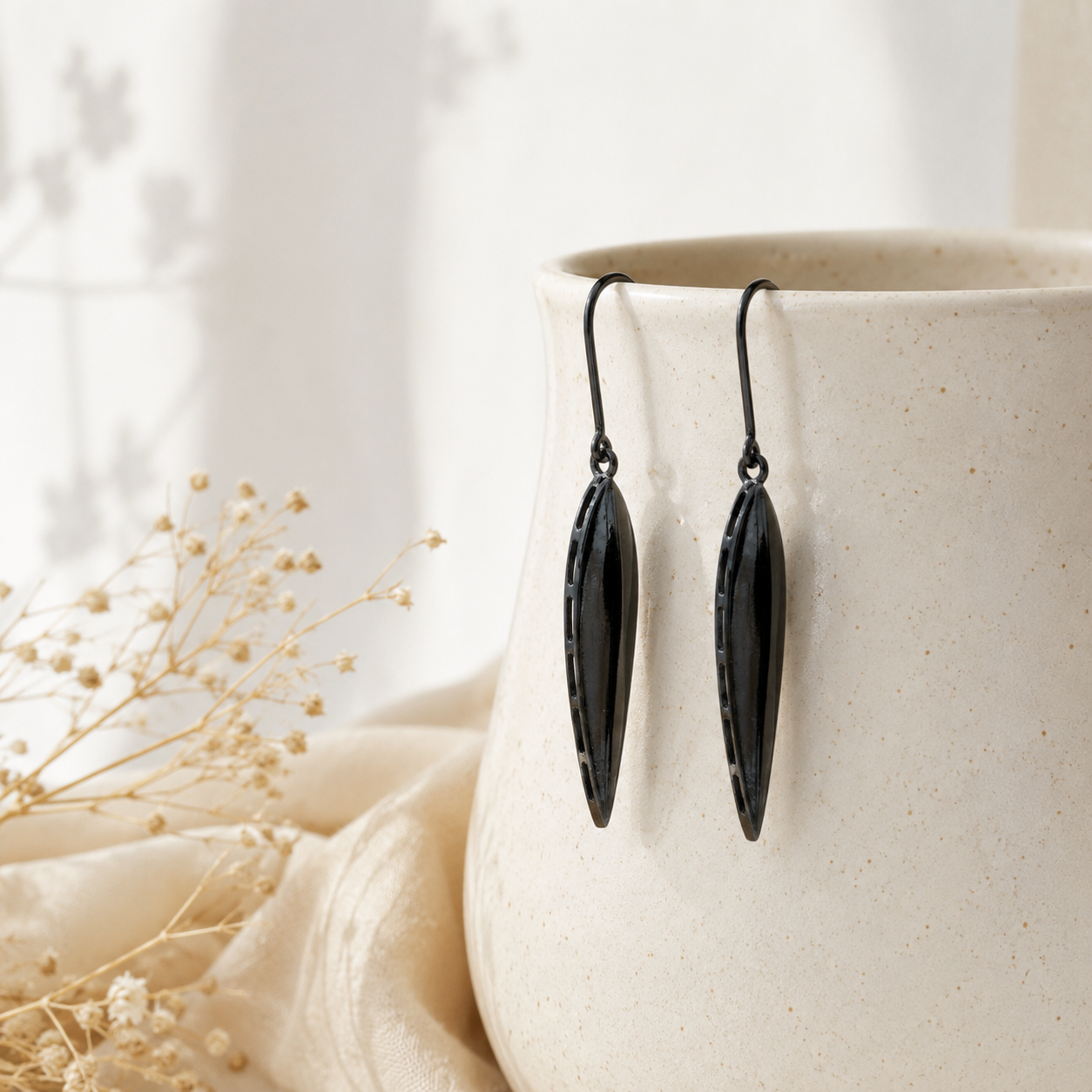 MINIMALIST TEAR-DROP SILVER EARRINGS
