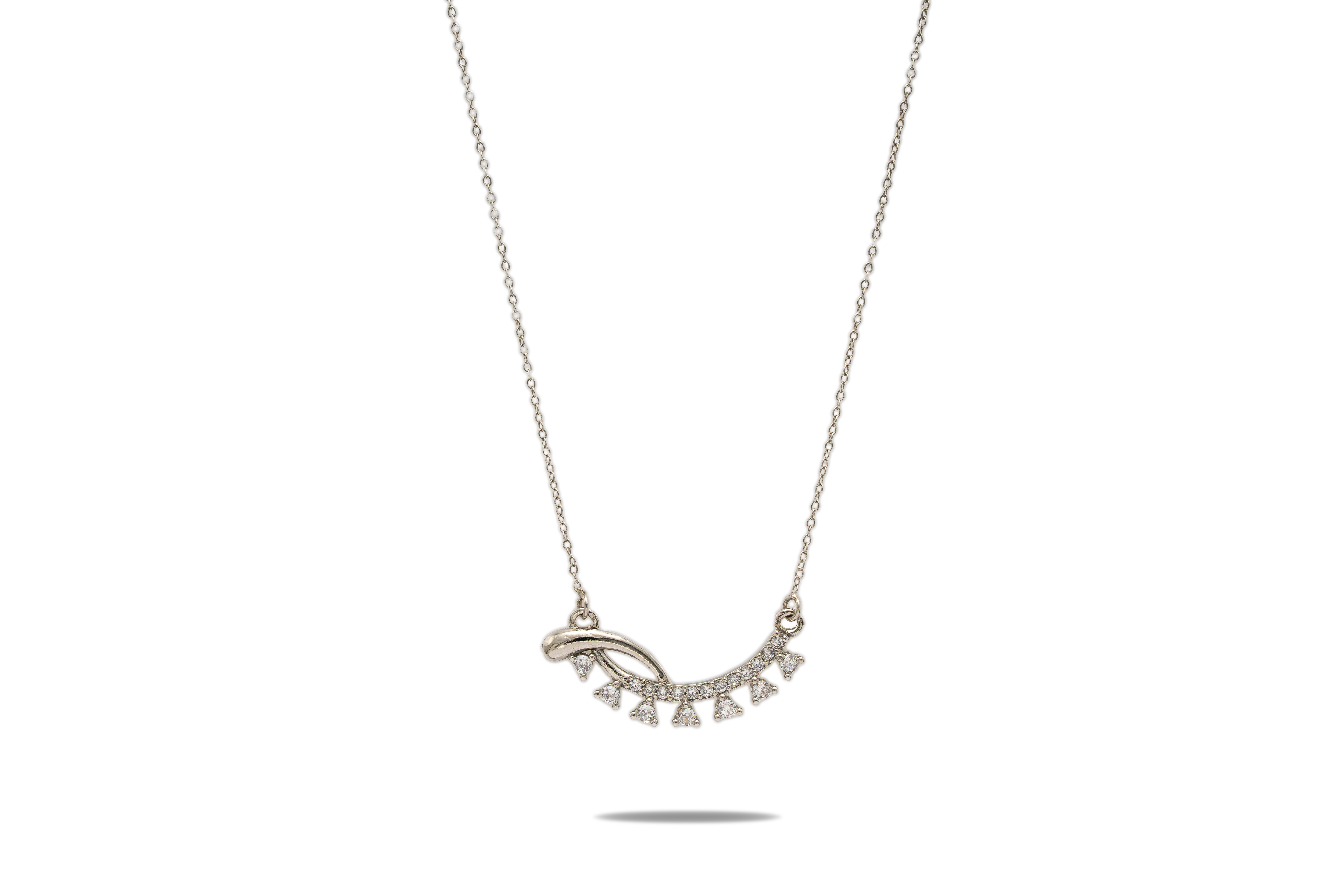 ELEGANT SILVER PENDANT