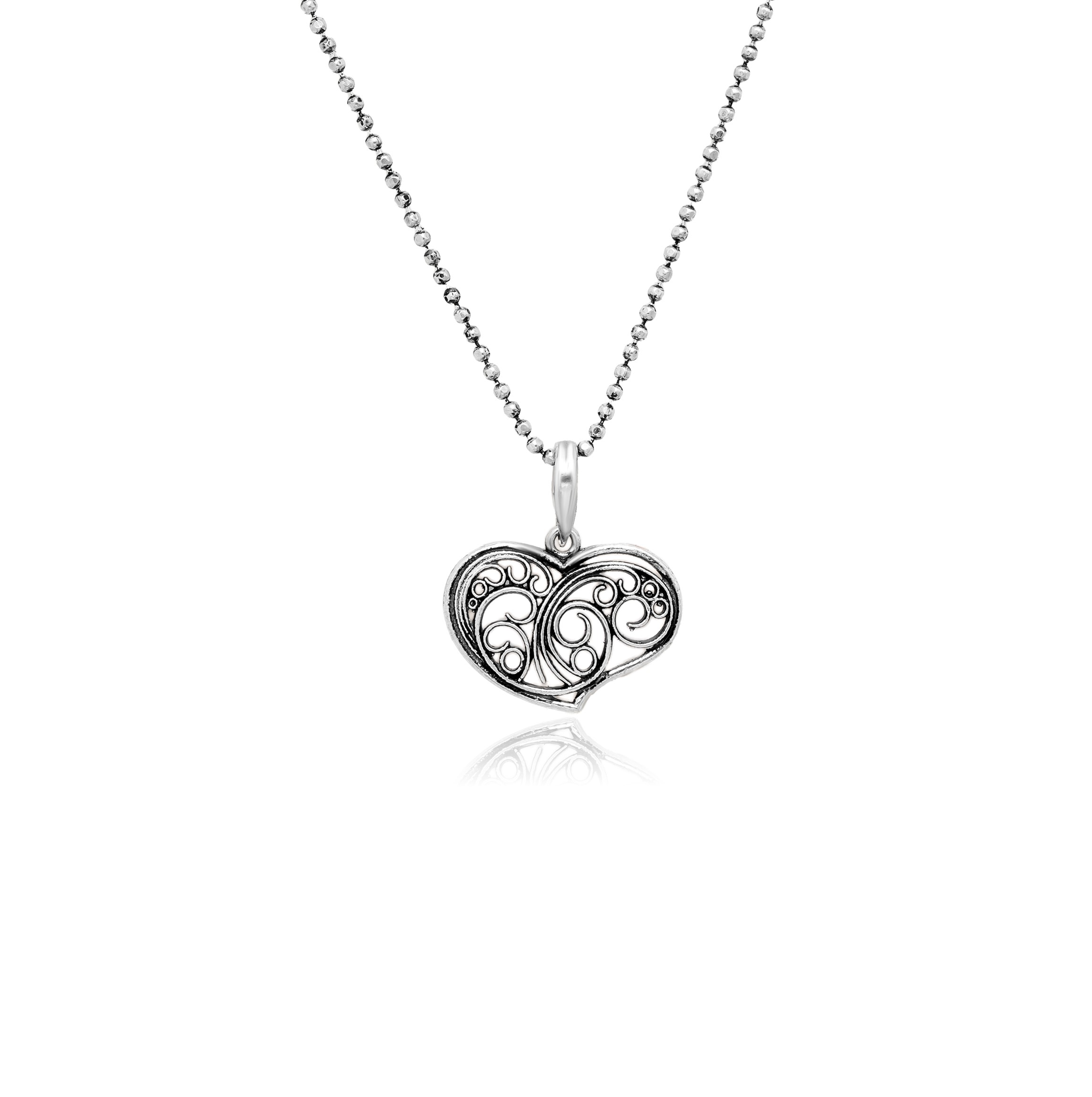CUTE SILVER HEART PENDANT