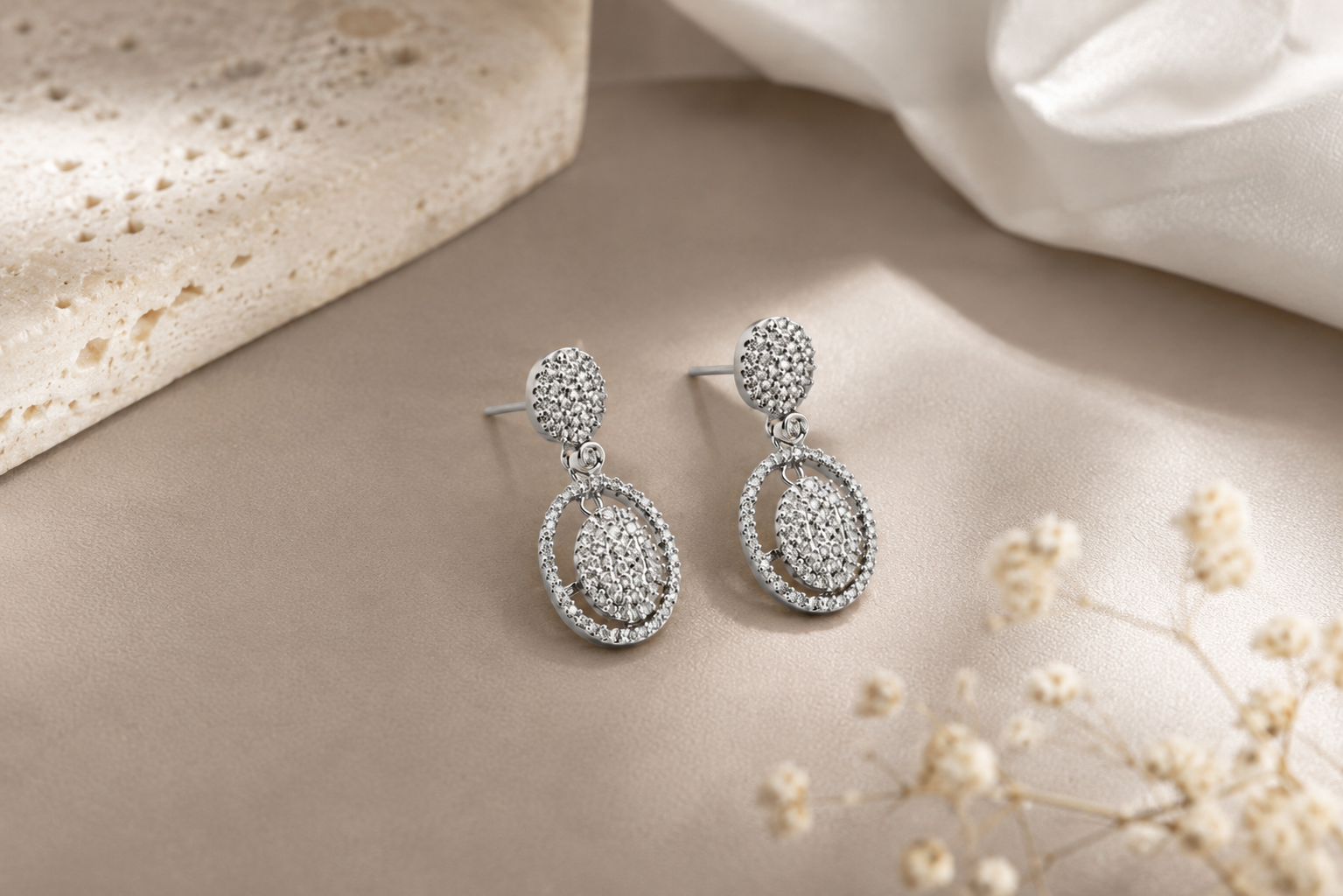 SPARKLING CIRCLE 92.5 SILVER DROP EARRING